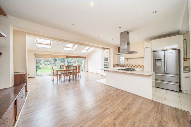 229, Jersey Road, Isleworth photo 3