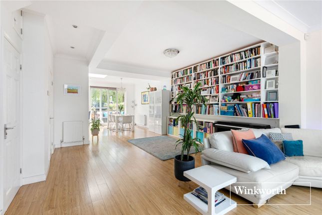88, Woodlands Avenue, London photo 3