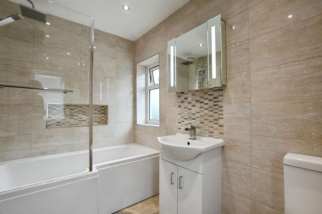 26, Tarran Avenue, Hull photo 2