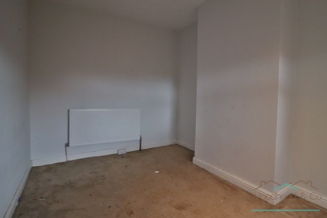 23 Victoria Road, Rushden photo 5