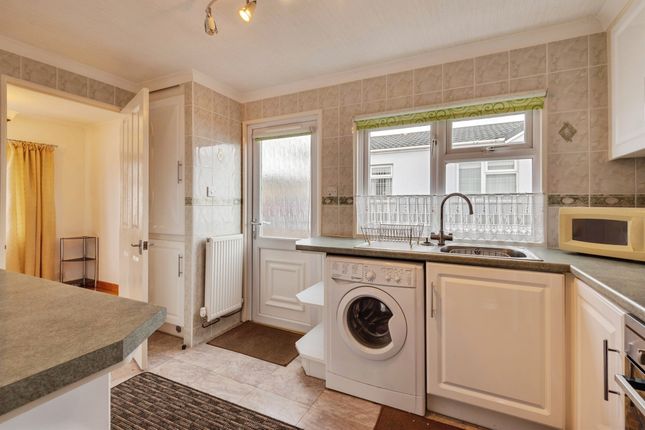 35, Cheshire Park Homes, Chester Road, Frodsham photo 3