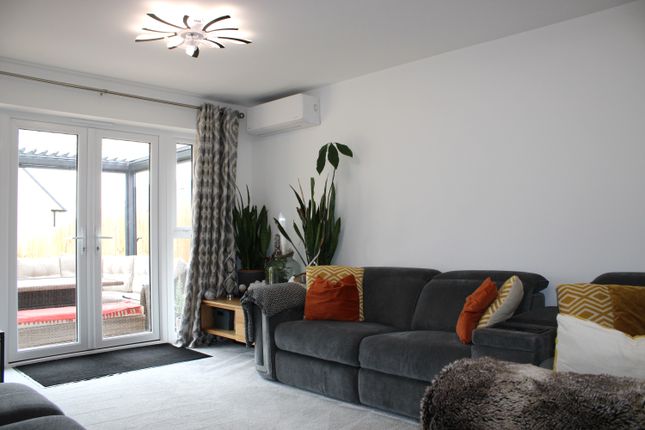 20, Martingale Street, Wellingborough photo 4