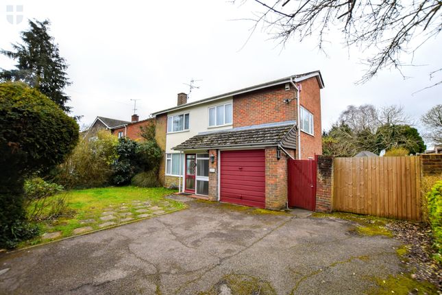 Detached house for sale in Tring Road, Aylesbury