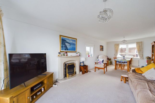 Flat for sale in Redstone Park, Montpellier Crescent, Wallasey