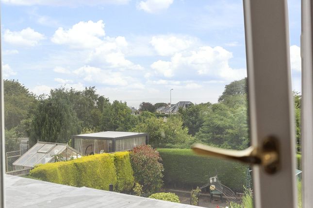 25, Brunstane Crescent, Edinburgh photo 3