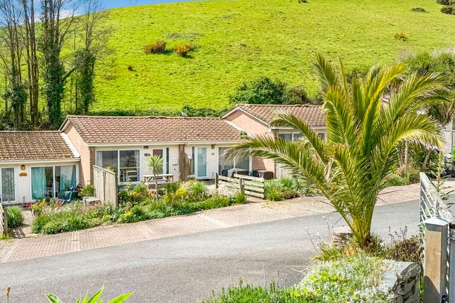 3 Morweth Court, Trerieve, Torpoint photo 2