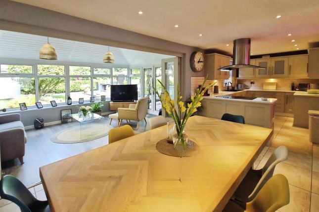 68, Wycombe Drive, Tyldesley photo 3