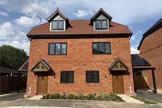 3-bed house on Plot 20,, Alexander Gardens, Binfield, £575,000