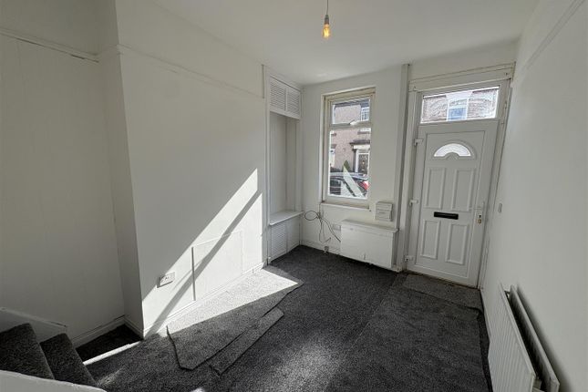 18, St. John's Crescent, Darlington photo 3