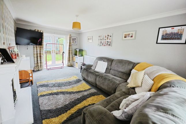 33, Queensway, Shildon photo 4