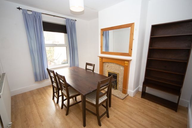 11, Planet Street, Cardiff photo 2