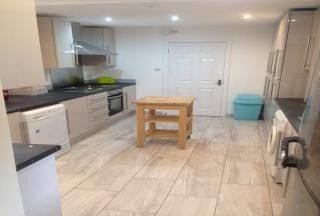 Terraced house to rent in Russell Road, Liverpool, Merseyside