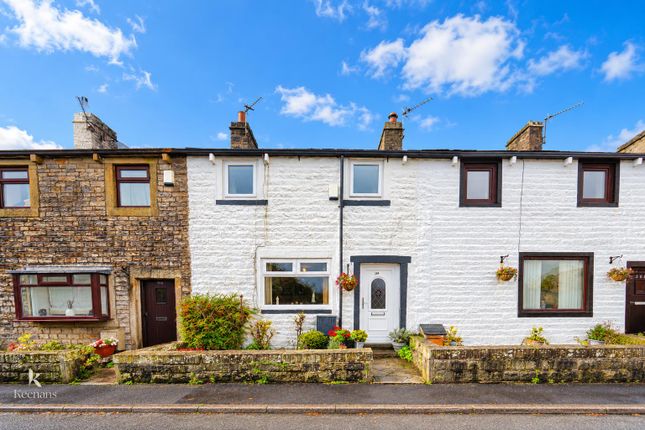 2-bed house on Gisburn Road, Blacko, £190,000