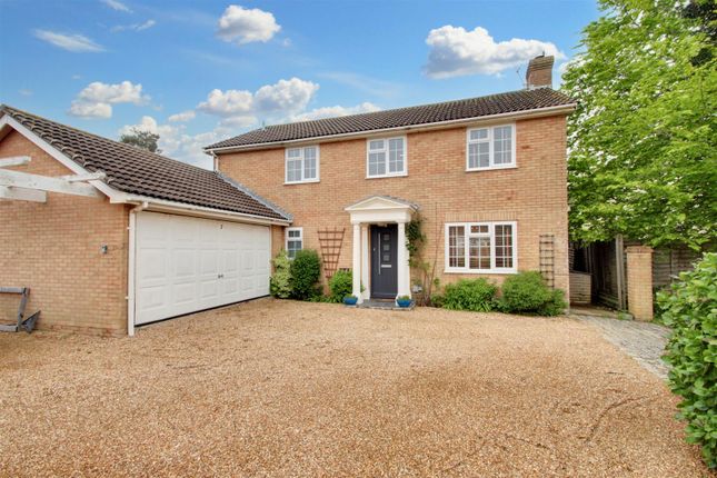 Detached house for sale in Albany Close, Worthing