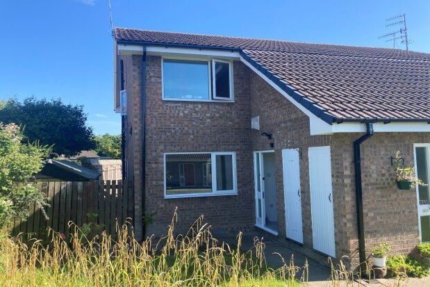 Thumbnail Flat to rent in Whitelands Meadow, Wirral
