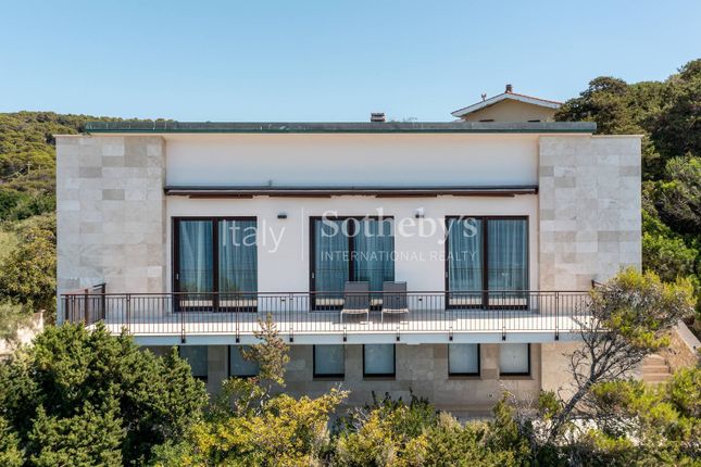 Villa for sale in Via Dei Macchiaioli, Livorno, Toscana