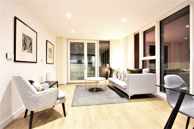 Thumbnail Flat to rent in Cooks Road, London