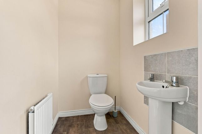 77, Cherry Tree Drive, Coventry photo 3