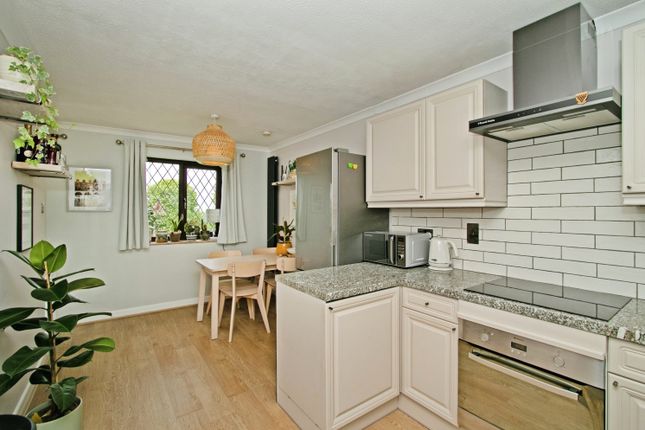 1, Mitchell Close, The Lizard photo 4