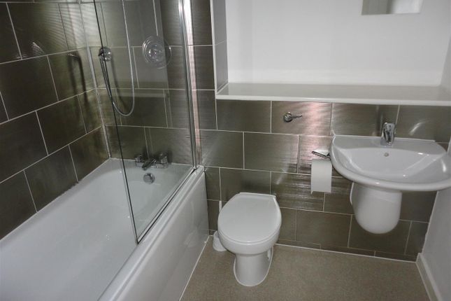 168 CITY POINT photo 5