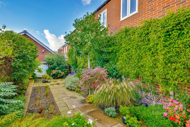 6 Jubilee Drive, Clitheroe photo 4
