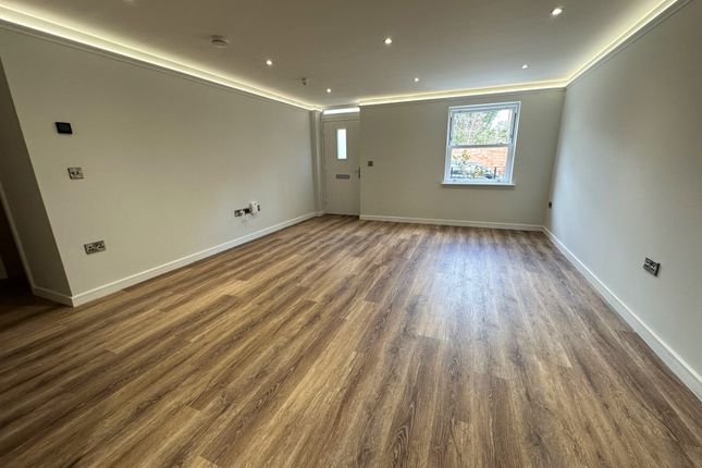 Flat 1, Nottingham photo 4