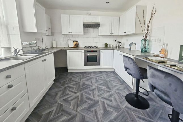 15 Clifton Street, Darwen photo 3