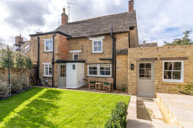 Detached house for sale in Park Street, Charlbury, Chipping Norton, Oxfordshire