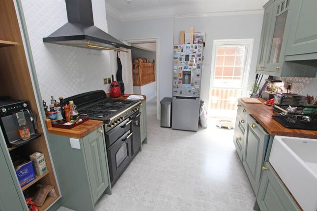 4 Normanhurst, St Johns Road, Eastbourne photo 2