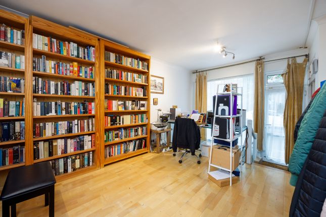 Terraced house for sale in Aylesford Street, London