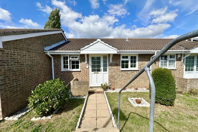 2-bed house on 14, Robert Tressell Close, Hastings, £250,000