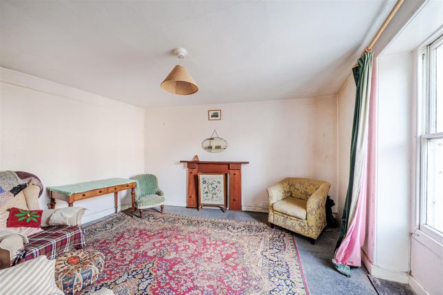 8, St. Andrews Road, Bridport photo 4