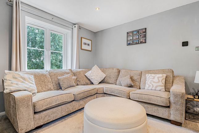14, Waterloo Close, Wallingford photo 3