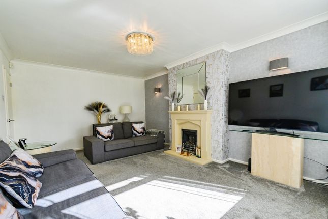 215, Radcliffe Road, Lancashire photo 4