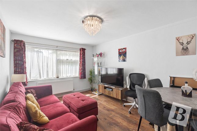 Flat 22,, Neale Court, Hornchurch photo 2
