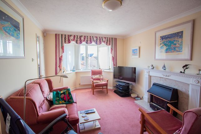 17 Claremont Field, Ottery St Mary photo 2
