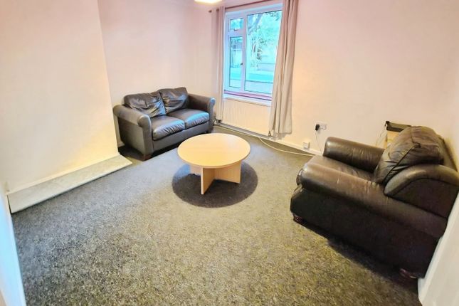 4, Cunningham Road, NORWICH photo 5