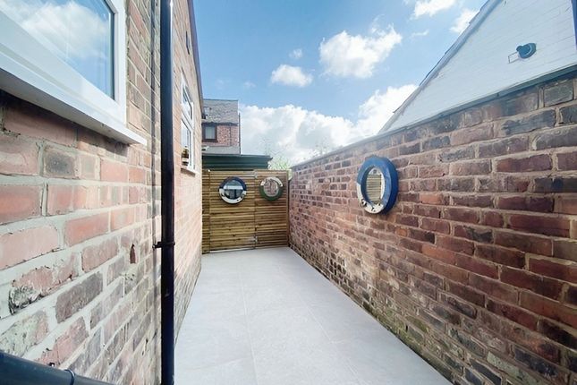 103, Oakfield Street, Greater Manchester photo 5