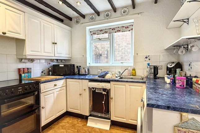 14 Whitcroft Close, Markfield photo 4