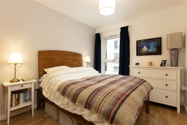 Flat 53, 11, Point Pleasant, London photo 4