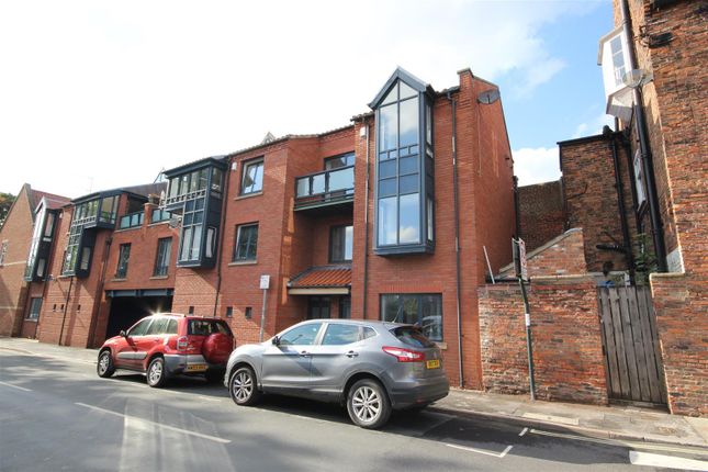 Thumbnail Property to rent in Lord Roberts Road, Beverley