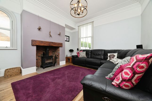 184, Northgate, Cottingham photo 3