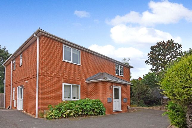 Flat to rent in St Michaels House, St Michaels Road, Newbury, Berkshire