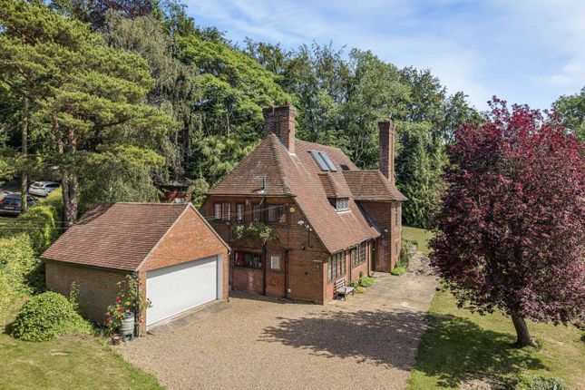 Studio house on High Wood, Botsom Lane, Sevenoaks, £1,200,000