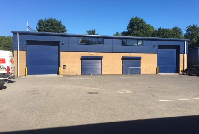 Warehouse to let in Bath Road, Chippenham