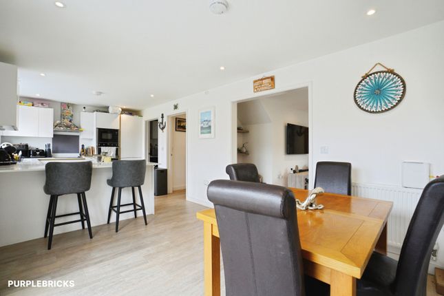 7, Trewhiddle Court, St. Austell photo 4