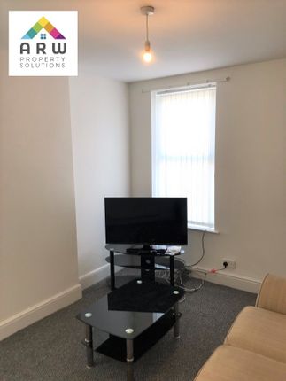 2 bed flat to rent in Lawrence Road, Liverpool, Merseyside L15