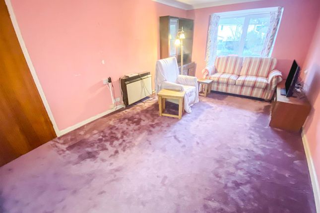Flat 38 Homelake House, 40, Station Road, Poole photo 2