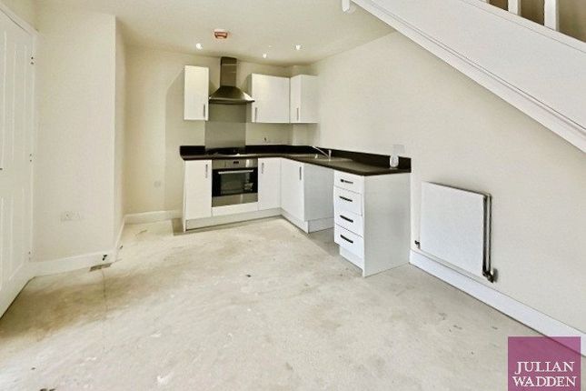8, Pinfold Crescent, Greater Manchester photo 3