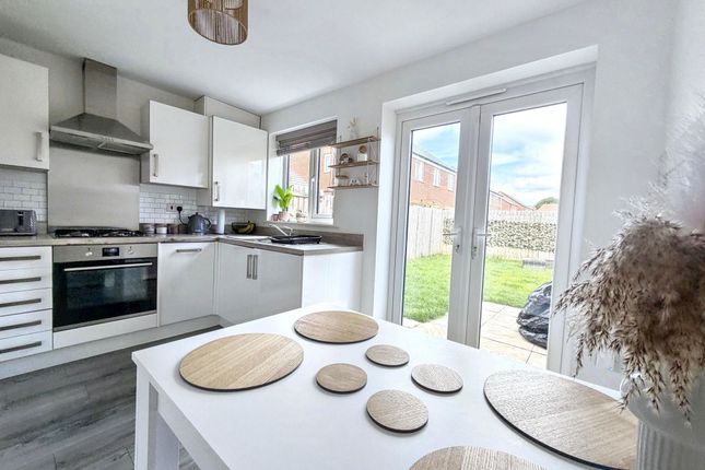 16, Yellowrattle Way, Houghton Le Spring photo 4
